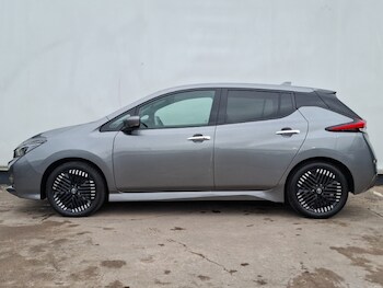 Used Nissan Leaf 2022 for sale - 77518852: Photo