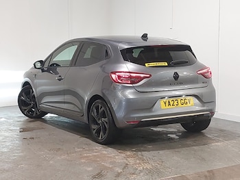 Used Renault Clio 2023 for sale - 79594417: Photo