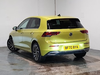 Used Volkswagen Golf 2020 for sale - 75731627: Photo