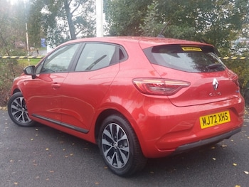 Used Renault Clio 2022 for sale - 77449093: Photo
