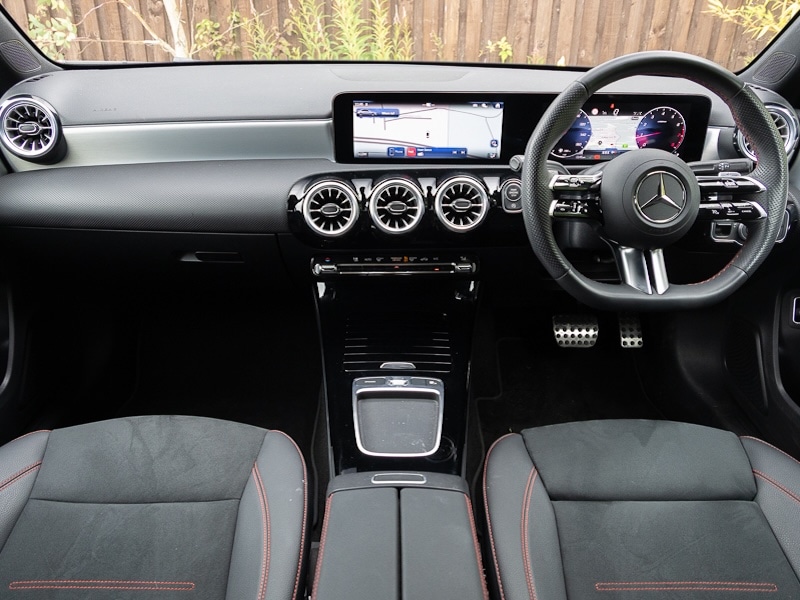 Used Mercedes-Benz A-Class 2024 for sale - 76548535: Photo 2