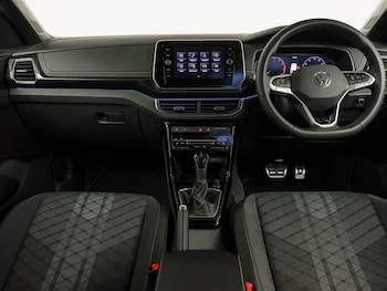 Used Volkswagen T-Cross 2024 for sale - 76103024: Photo 2