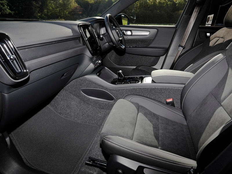 Used Volvo XC40 2025 for sale - 77832828: Photo 5