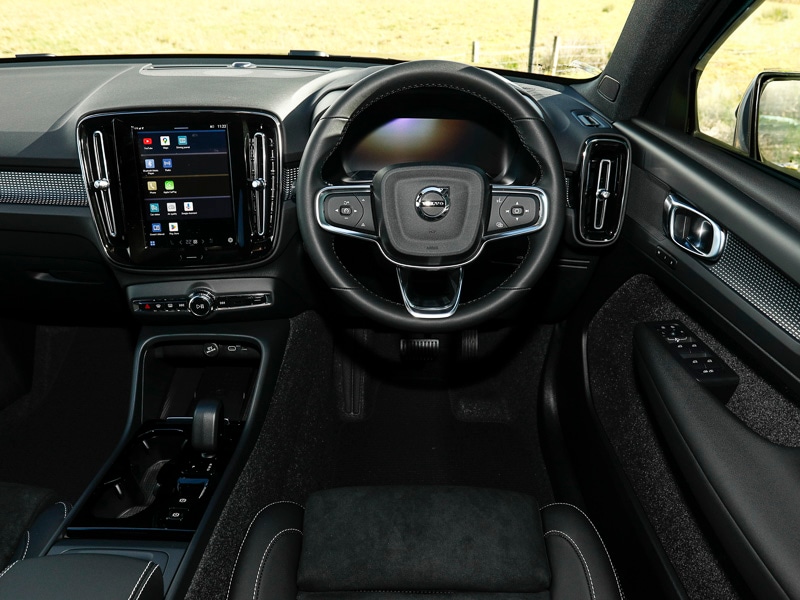 Used Volvo XC40 2025 for sale - 77832828: Photo 8