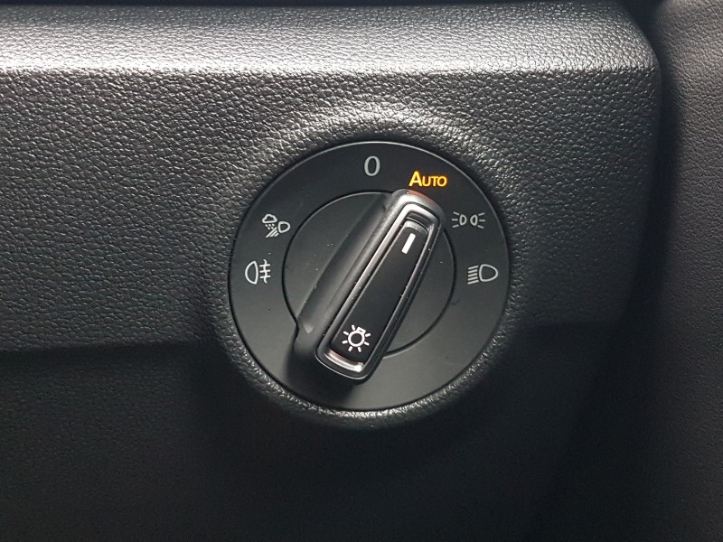 Used Volkswagen T-Roc 2025 for sale - 77438931: Photo 11