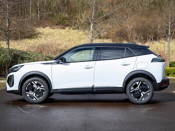 Used Peugeot 2008 2025 for sale - 77476152: Photo