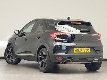 Used Renault Captur 2024 for sale - 76407990: Photo