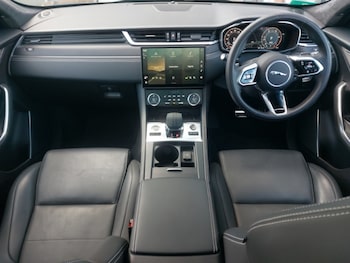 Used Jaguar F-Pace 2023 for sale - 76465863: Photo