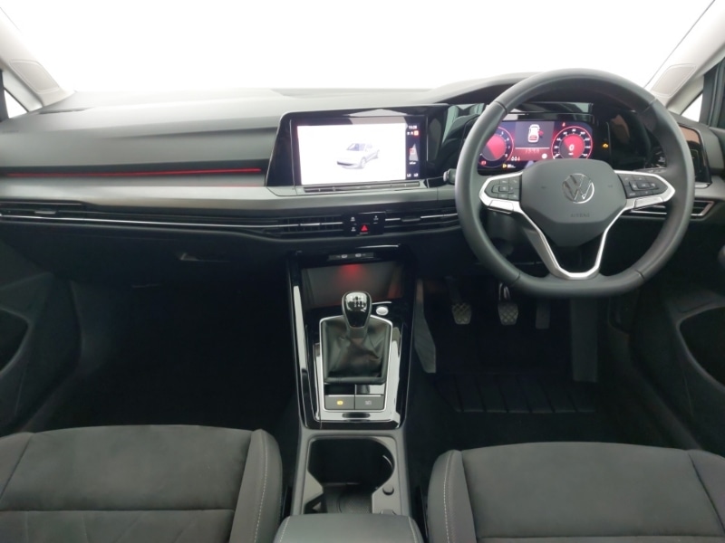 Used Volkswagen Golf 2024 for sale - 77985432: Photo 2