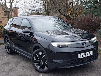 2025 - 1.2 Hybrid [136] Ultimate 5dr e-DCT6 [Pan Roof]