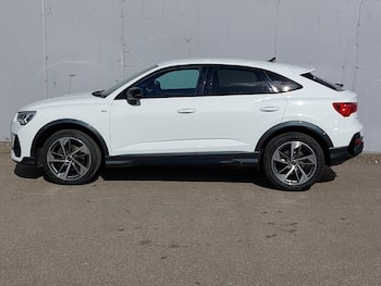 Used Audi Q3 2023 for sale - 79653648: Photo