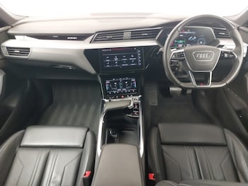 Used Audi e-tron 2023 for sale - 78410642: Photo