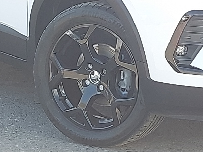 Used Vauxhall Crossland 2023 for sale - 77924001: Photo 9