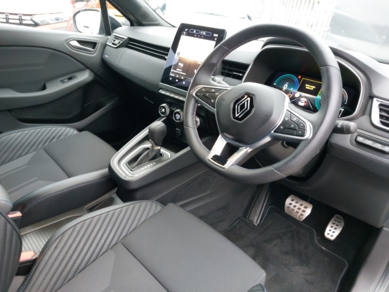 Used Renault Clio 2024 for sale - 77338727: Photo 11