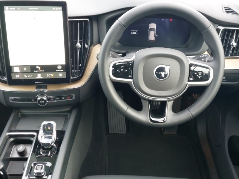 Used Volvo XC60 2025 for sale - 77756383: Photo 7