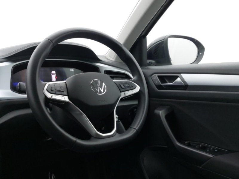 Used Volkswagen T-Roc 2023 for sale - 76129621: Photo 10