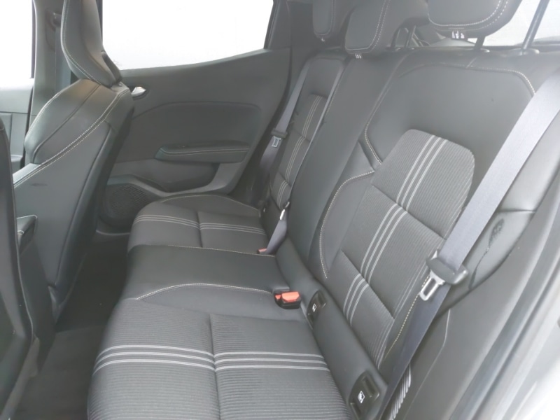 Used Renault Clio 2023 for sale - 76695257: Photo 6