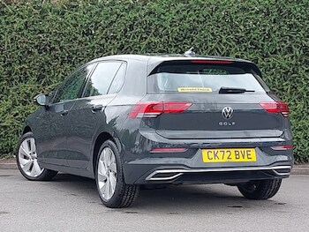 Used Volkswagen Golf 2022 for sale - 78510101: Photo