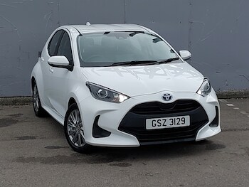 Used Toyota Yaris 2022 for sale - 77751933: Photo