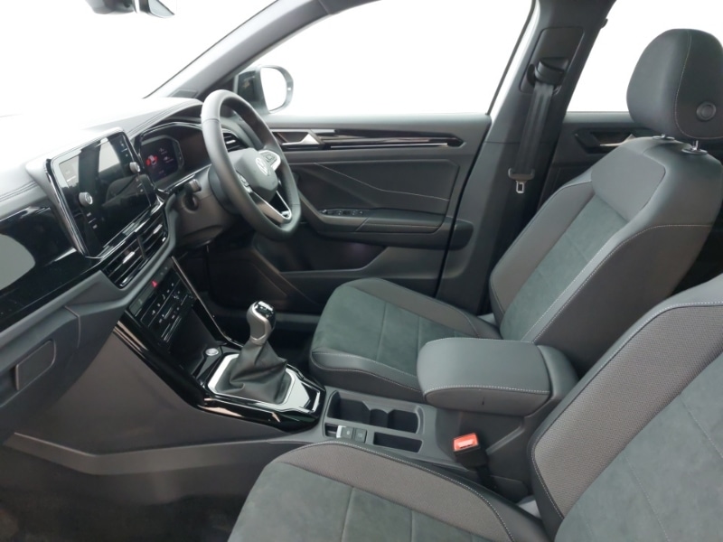 Used Volkswagen T-Roc 2025 for sale - 77938719: Photo 5