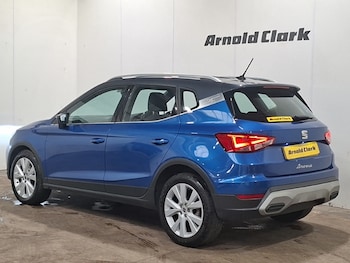 Used SEAT Arona 2023 for sale - 79557415: Photo