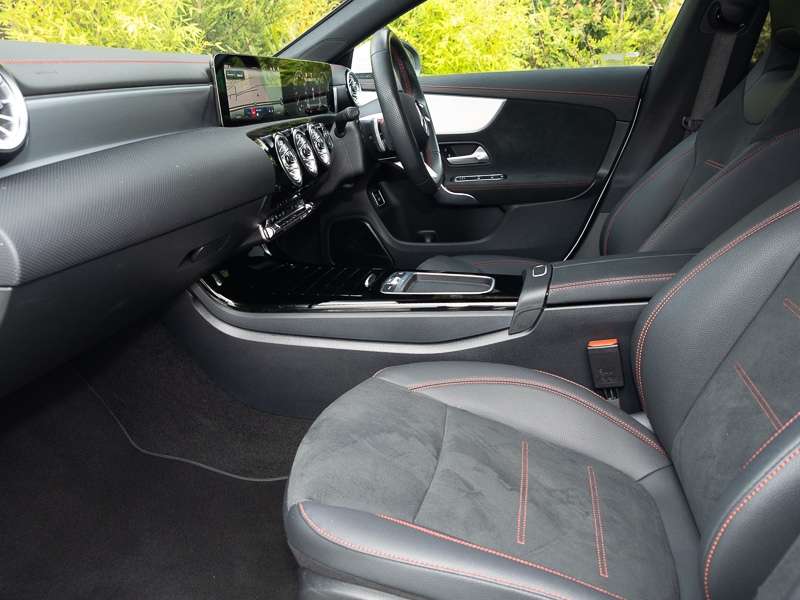 Used Mercedes-Benz CLA 2024 for sale - 76548571: Photo 5