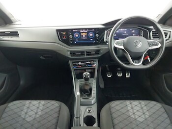 Used Volkswagen Polo 2024 for sale - 77752167: Photo