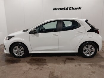 Used Mazda Mazda2 HYBRID 2024 for sale - 77031988: Photo