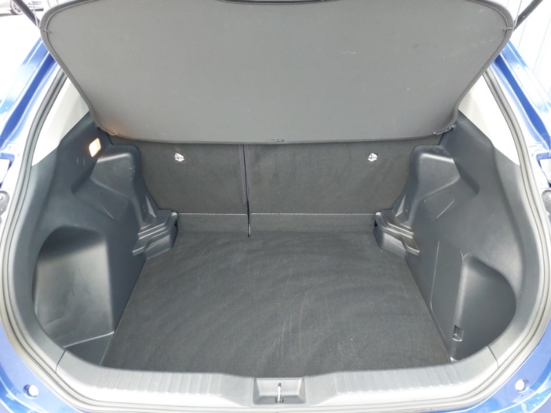 Used Toyota Yaris Cross 2022 for sale - 77242224: Photo 8