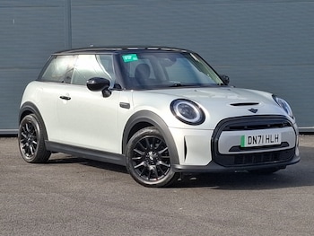 MINI Hatch feature image