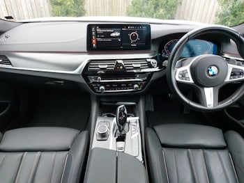 Used BMW 5 Series 2022 for sale - 78900704: Photo