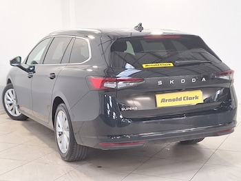 Used Skoda Superb 2024 for sale - 76171731: Photo 3