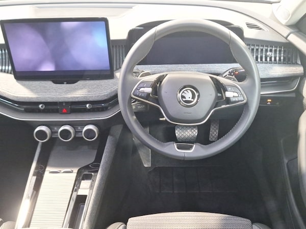 Used Skoda Superb 2024 for sale - 76171731: Photo 7