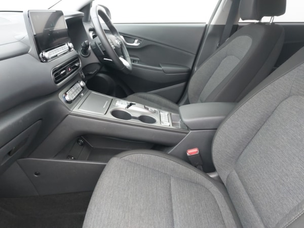 Used Hyundai KONA 2022 for sale - 76177720: Photo 5