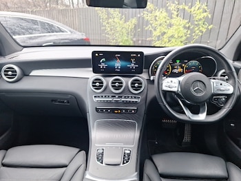 Used Mercedes-Benz GLC 2023 for sale - 77670025: Photo