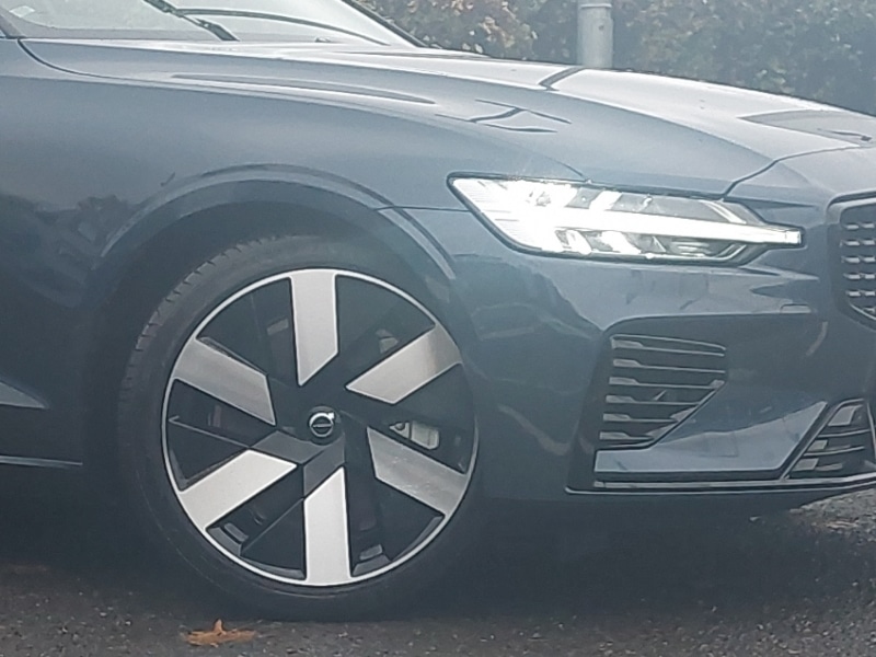 Used Volvo V60 2024 for sale - 77142753: Photo 9