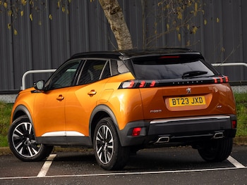 Used Peugeot 2008 2023 for sale - 77645386: Photo