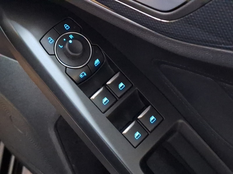 Used Ford Focus 2023 for sale - 77419663: Photo 12