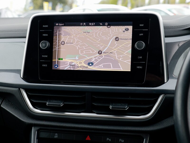 Used Volkswagen T-Roc 2023 for sale - 78211612: Photo 11