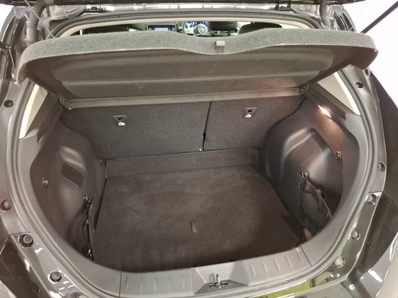 Used Nissan Leaf 2022 for sale - 76898102: Photo 8