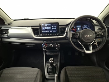 Used Kia Stonic 2023 for sale - 79342921: Photo