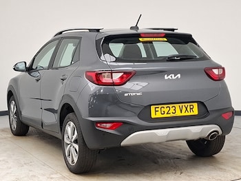 Used Kia Stonic 2023 for sale - 79342921: Photo