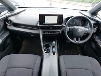 Used Toyota C-HR 2024 for sale - 75382240: Photo