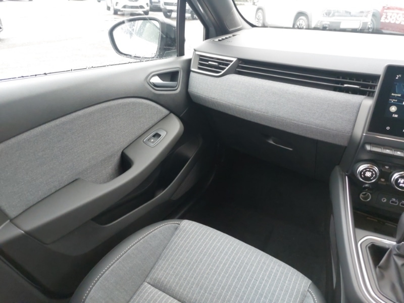 Used Renault Clio 2025 for sale - 77150715: Photo 10