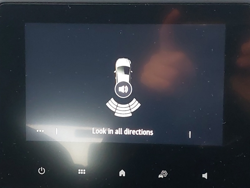 Used Renault Clio 2022 for sale - 77252973: Photo 11