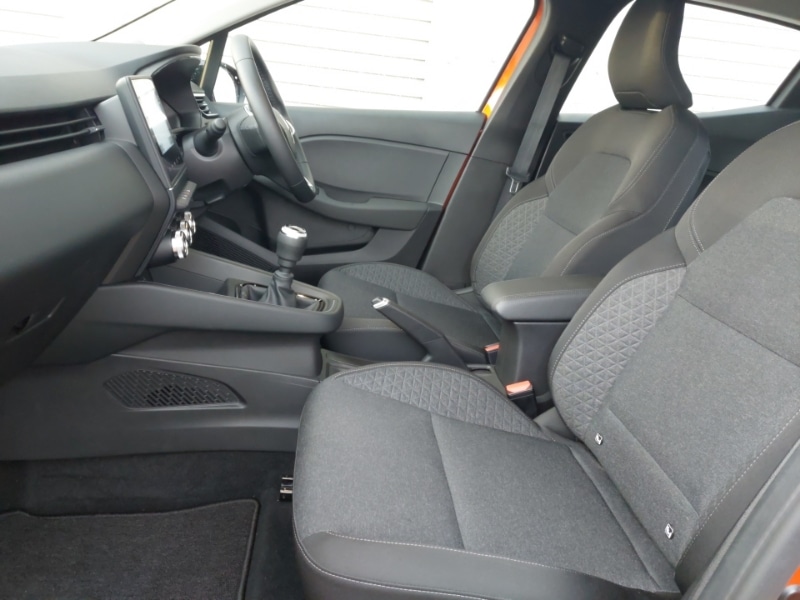 Used Renault Clio 2022 for sale - 77252973: Photo 5