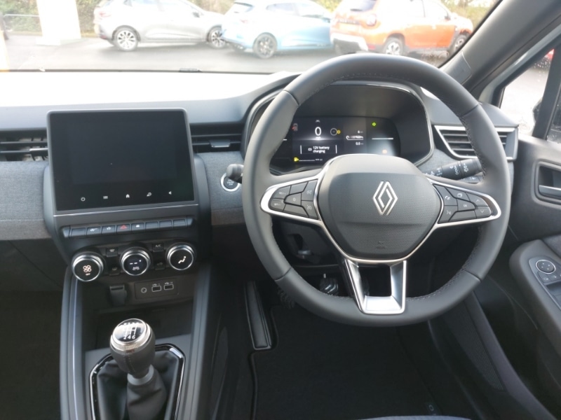 Used Renault Clio 2025 for sale - 76842535: Photo 7