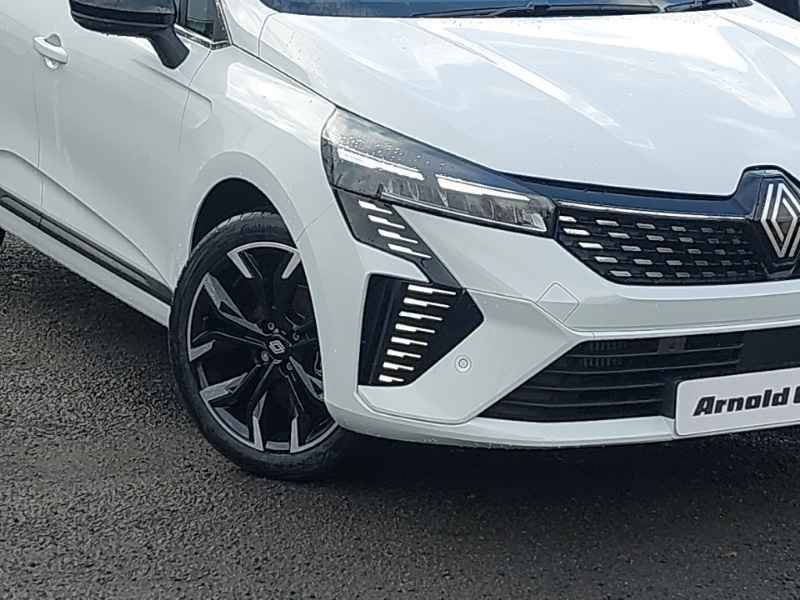 Used Renault Clio 2025 for sale - 76842535: Photo 9