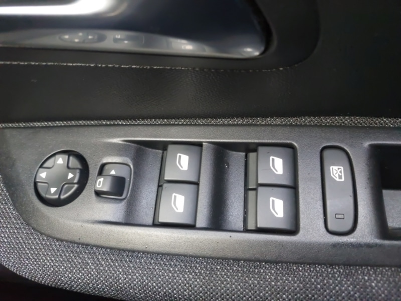 Used Peugeot 208 2025 for sale - 77985378: Photo 12