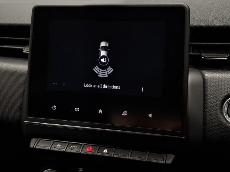 Used Renault Clio 2023 for sale - 77761792: Photo 11